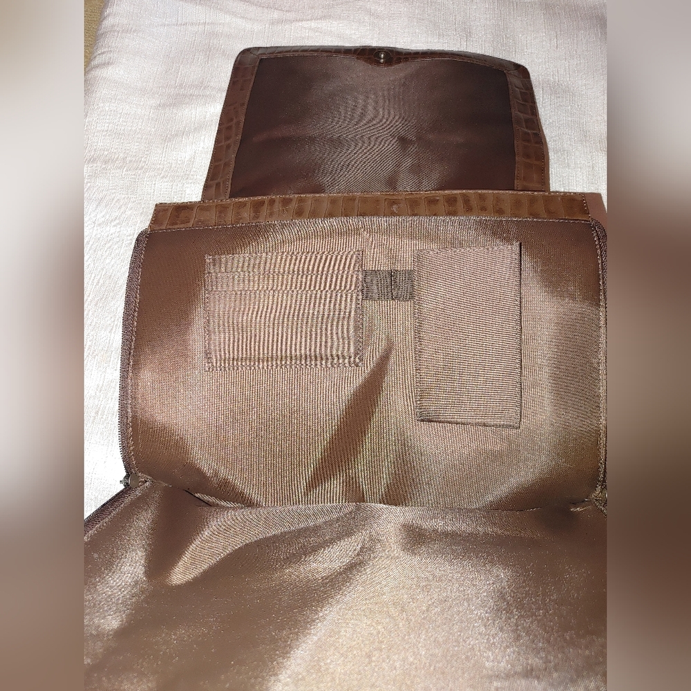 Wilsons leather Brown messenger bag - Picture 7 of 8